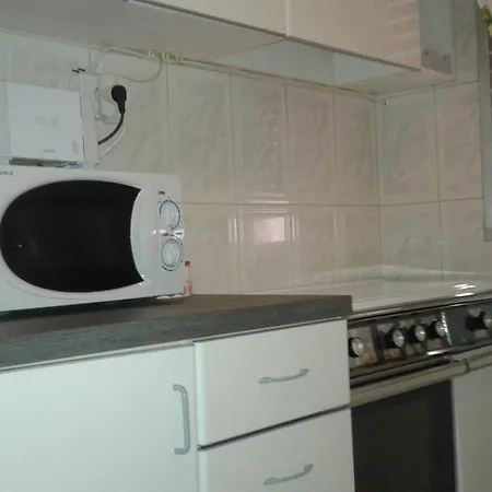 Apartment Comet Almona *