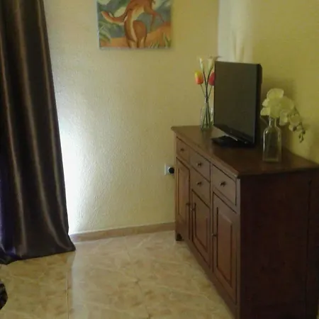Comet Almona Apartment Granada