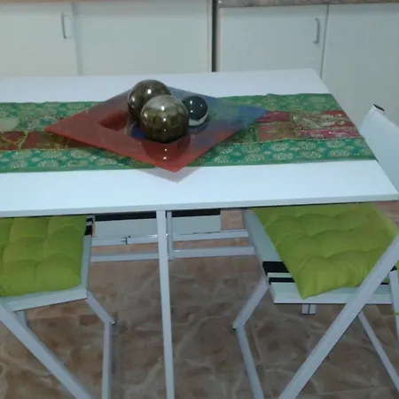 Comet Almona Apartment *