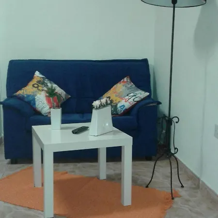 Comet Almona Apartment *